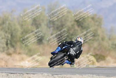 media/Oct-04-2025-CVMA (Sat) [[408bcdd6e4]]/Race 13-Amateur Supersport Open/